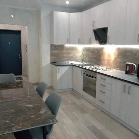 Near Center Διαμέρισμα Λβιβ