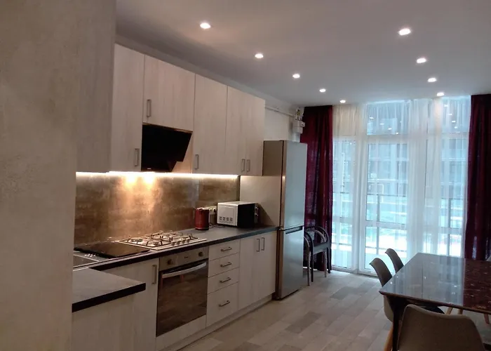 Near Center דירה