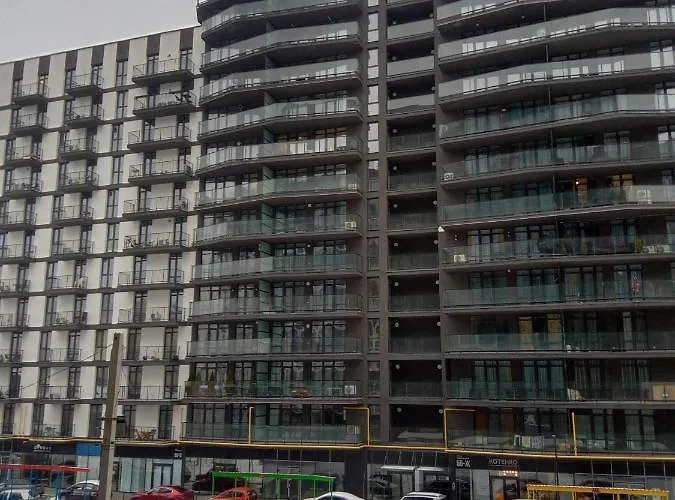 Near Center Апартаменти *